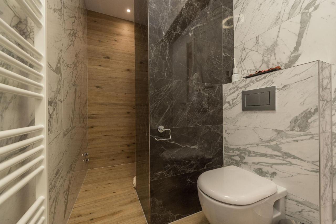 Luxury Apartments Garden Sukosan Bagian luar foto