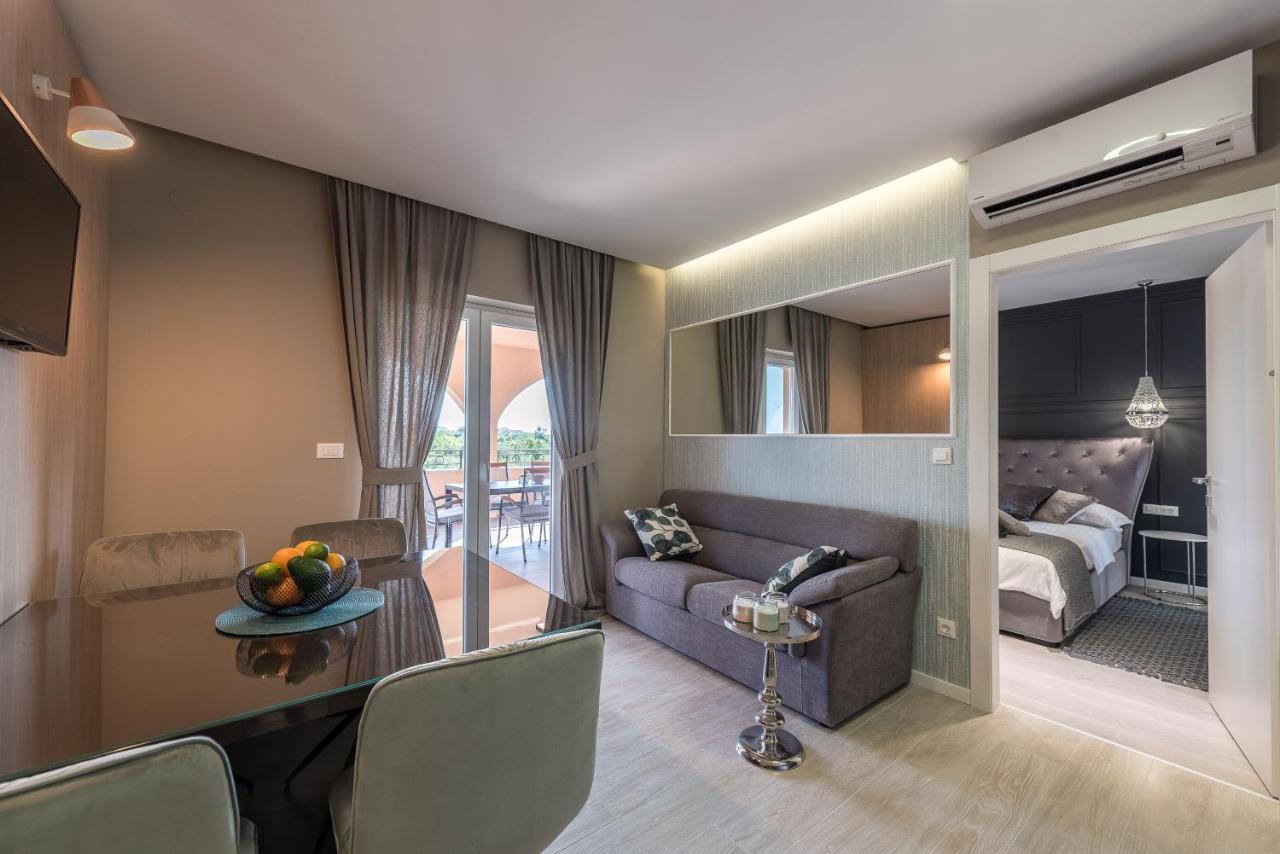 Luxury Apartments Garden Sukosan Bagian luar foto